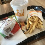 用户对于バーガーキング ＪＲ小樽駅店的评论图