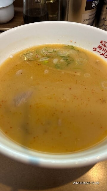 用户对于旭川ラーメン ななし的评论高清图