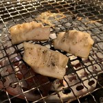 用户对于塩ホルモン 周吾的评论图