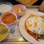 User's review image for パクチー丸太町