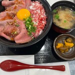 用户对于ローストビーフ YOSHIMI 三井アウトレットパーク札幌北広島店的评论图