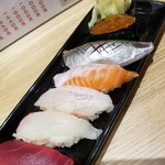用户对于小松水産 イオン札幌桑園店的评论图