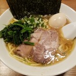 User's review image for 神楽坂家系ラーメン モンタナ
