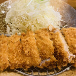 用户对于かつかつとんとん的评论图