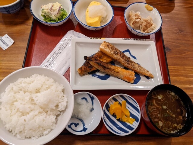 用戶對於炭火焼魚定食と釜戸ごはん 上瓦屋食堂的評論高清圖