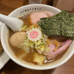 用户对于江戸前煮干中華そば きみはん 総本店的评论图