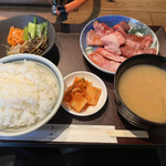 用户对于日本酒と焼肉 吉岡太一的评论图