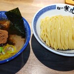 用户对于麺や兼虎 博多デイトス店的评论图