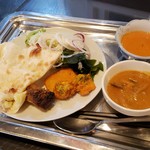 用户对于クリスタル ジョジョ 栄町店的评论图