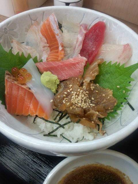 用戶對於湾岸市場的評論圖