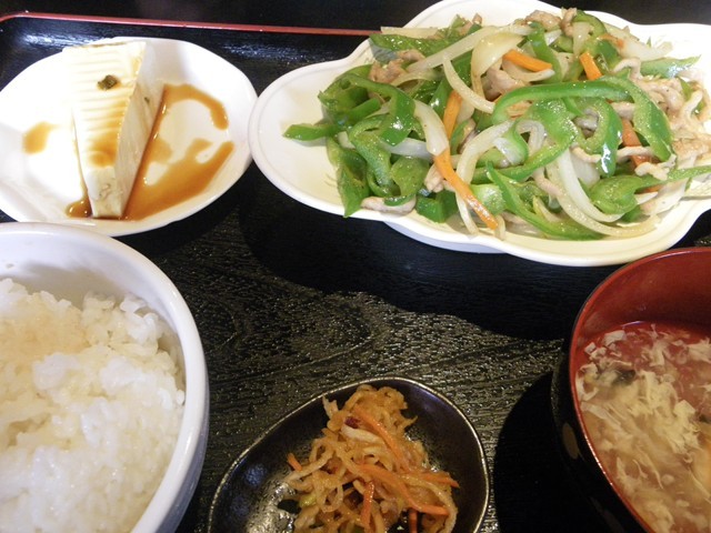用戶對於中華居食屋楽楽的評論高清圖