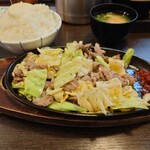 用户对于スタミナ鉄板 博多アイアンマン 平尾店的评论图