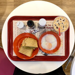 用户对于Ya Kun Kaya Toast 霞が関ビル店的评论图