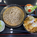 用户对于サンドギー食堂的评论图