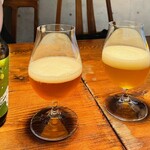 用户对于deux feuilles的评论图