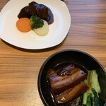 用戶對於141 OUJI TABLE的評論圖
