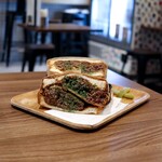 用户对于STABLER Shimokitazawa Meatsand 2nd的评论图
