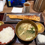 用戶對於炭火焼干物定食 しんぱち食堂 天神パルコ店的評論圖
