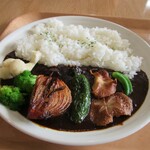 用户对于旭岳ロープウェイ 山麓駅売店的评论图