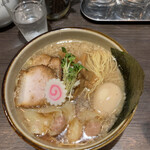 用户对于中華そば かみなり雲呑的评论图