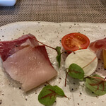 用戶對於伊庵的評論圖