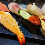 用戶對於梅丘寿司の美登利総本店 高井戸店的評論圖