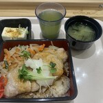 用户对于都庁第二本庁舎4階職員食堂的评论图