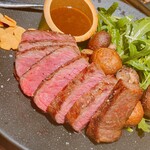 用户对于さつま福永牧場直営 牛串 ギュウドウ! GEMS三軒茶屋店的评论图