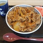 用户对于吉野家 釧路鳥取大通店的评论图