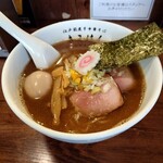 用户对于江戸前煮干中華そば きみはん 総本店的评论图