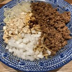 用戶對於担担麺の掟を破る者的評論圖
