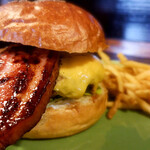 用户对于バーガーショップホットボックス的评论图