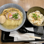 User's review image for 鯛塩そば灯花 千住ミルディス店