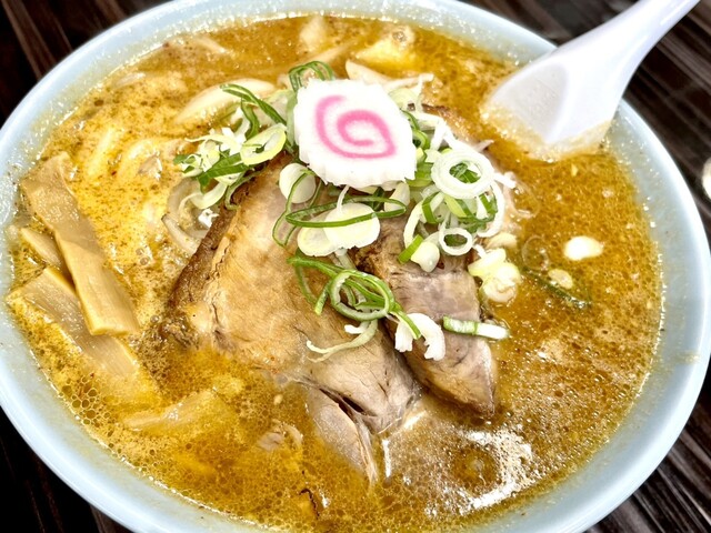 用户对于ラーメンさんぱち 平岡店的评论高清图