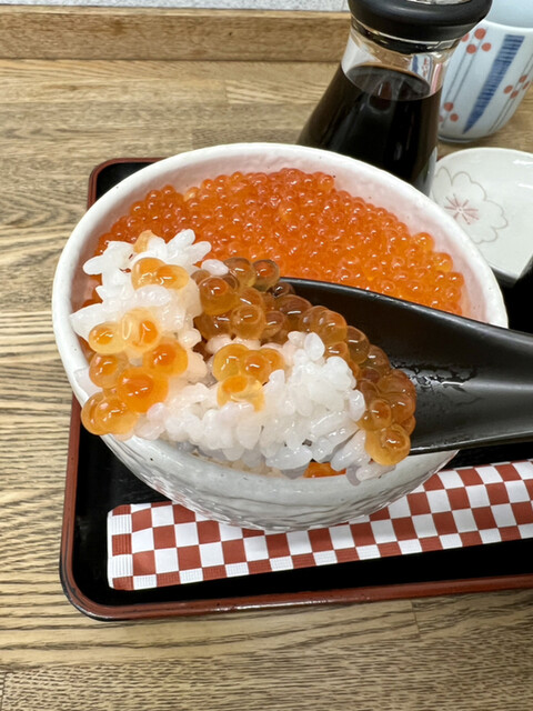 用戶對於朝市食堂的評論高清圖