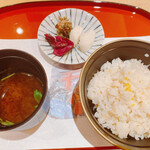 用戶對於京料理・鰻 美濃吉 阪急うめだ本店的評論圖