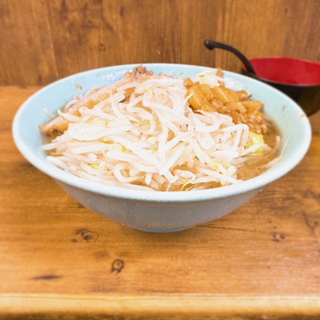 用户对于ラーメン二郎 池袋東口店的评论图