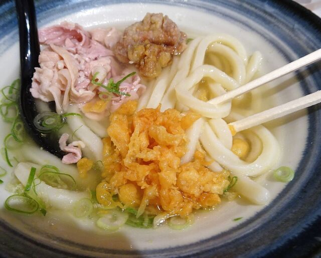 用戶對於自家製さぬきうどんと肉 新橋甚三的評論高清圖