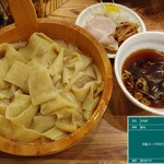 用户对于かね田的评论图