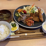 用户对于Cafe Dining Sera的评论图