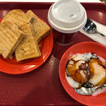 用户对于Ya Kun Kaya Toast 霞が関ビル店的评论图