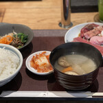 用户对于日本酒と焼肉 吉岡太一的评论图