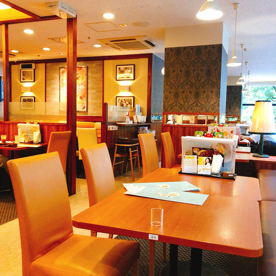 用户对于デニーズ 新宿中央公園店‎的评论图