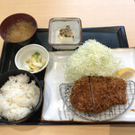 用戶對於とんかつ伊勢  新宿野村ビル店的評論圖