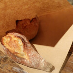 用户对于deux feuilles的评论图