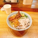 用戶對於自家製さぬきうどんと肉 甚三 大門店的評論圖