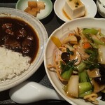 用戶對於咸亨酒店的評論圖