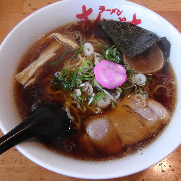 用户对于ラーメンさんぱち 滝川店的评论图
