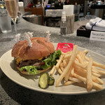 用戶對於tavern on S <es>的評論圖