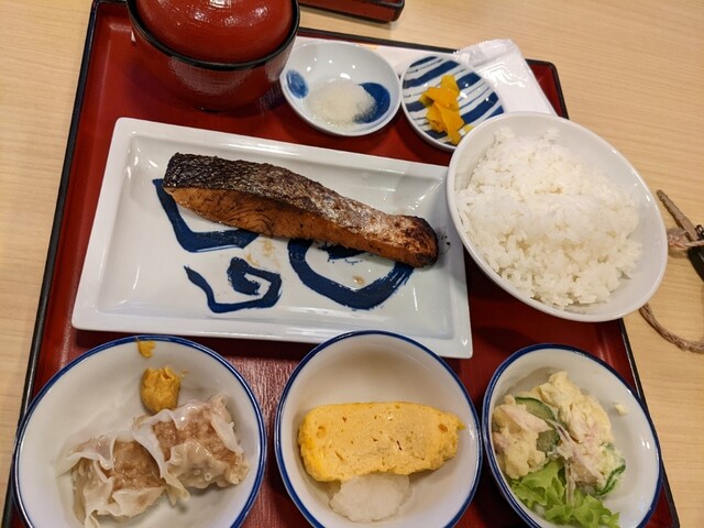 用戶對於炭火焼魚定食と釜戸ごはん 上瓦屋食堂的評論高清圖